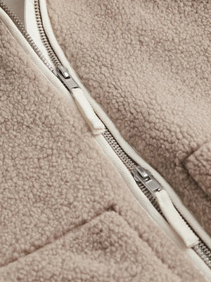 Teddy fleece zip-up jacket in Dust Storm with contrast piping and silver zipper detail.