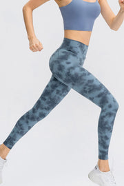 Cloud-Wash High-Waist Performance Leggings in Dusty Blue tie-dye with a full-length cut.