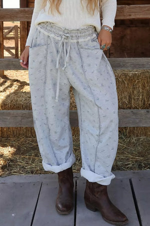 Floral Print Elastic Waist Regular Fit Pants in Light Gray, model styling view