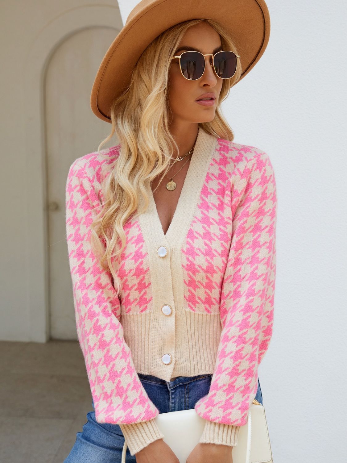 Pink houndstooth cropped cardigan with pearl buttons and cream trim