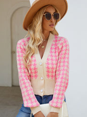 Pink houndstooth cropped cardigan with pearl buttons and cream trim