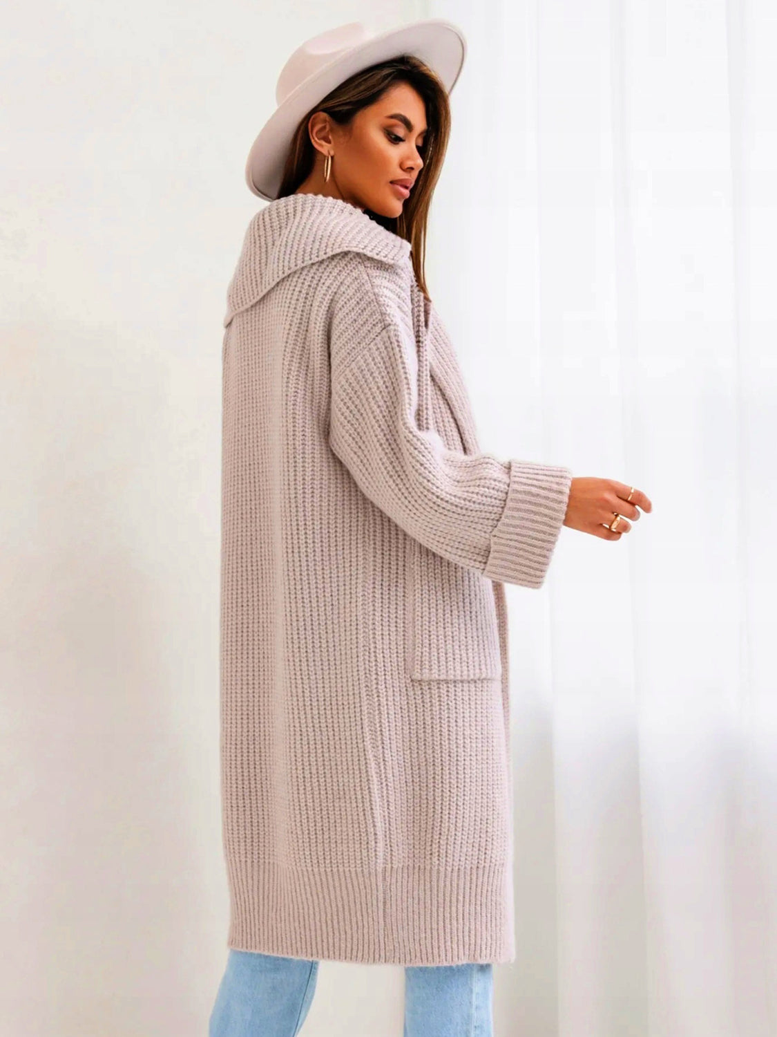 Oversized knit lapel cardigan in Dust Storm with ribbed texture and patch pockets.