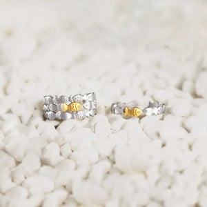 Adjustable silver ring with gold fish pattern, Style A and Style B shown.