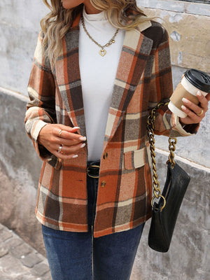 Autumnal plaid tailored blazer in ochre with buttoned front and pocket details.