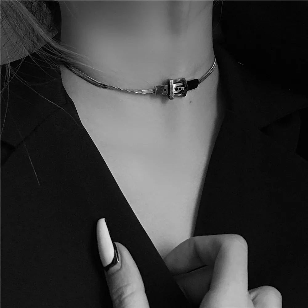 Chic Buckle Titanium Steel Silver Choker Necklace in Silver, side view