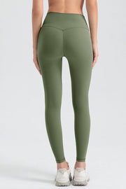 Women's Moss Sculpted Contour Leggings with V-seam detail