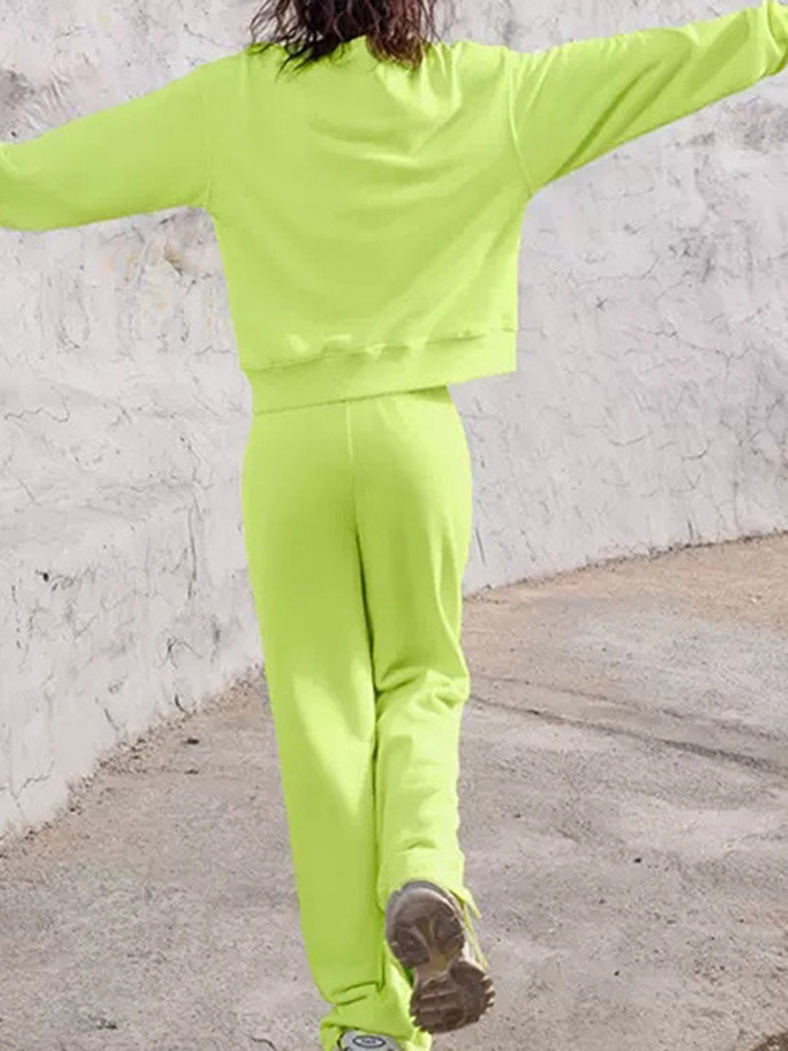 Lime seamed sweatshirt and wide-leg lounge pants set, casual loungewear.