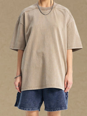 Neo Round-Neck T-Shirt in Khaki with short sleeves and a relaxed fit.