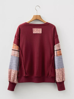 Plaid Colorblock Patchwork Sleeve Sweatshirt in Burgundy, fit detail