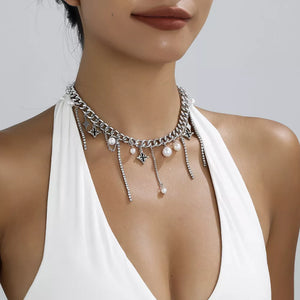 Tassel Star-moon Synthetic Pearl Pendant Choker in Silver, side view