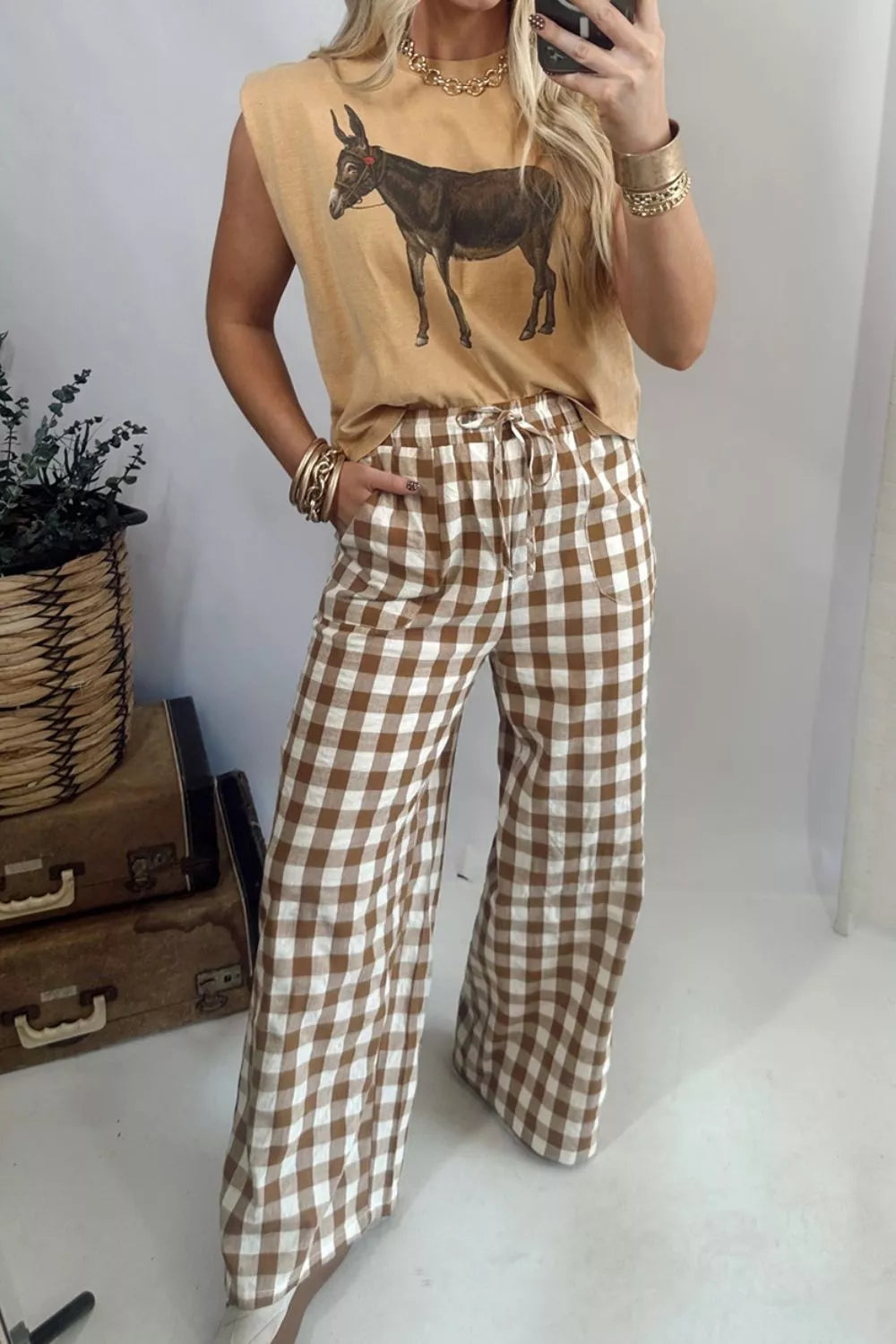 Gingham Plaid Tie Elastic Waist Shift Pants, model styling view
