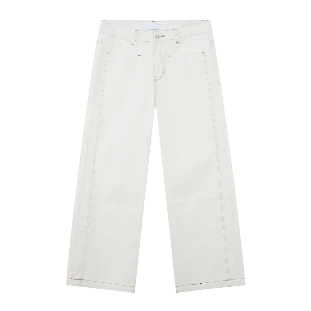 Stitched edge straight-leg denim jeans in light cotton with a classic cut.