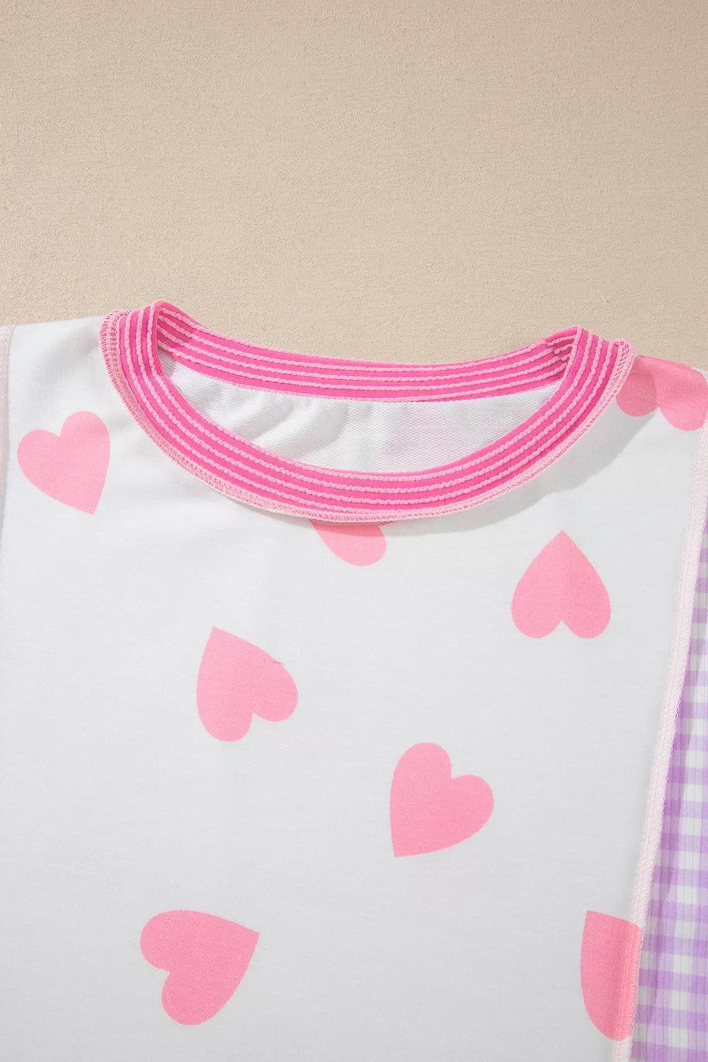 Heart Pattern Colorblock Side Slit Top in Pink, model styling view