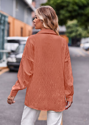 Textured overshirt in caramel with relaxed fit and buttoned cuffs.