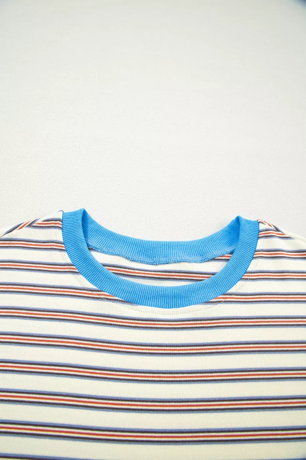 Casual striped mini dress with crew neck and blue trim