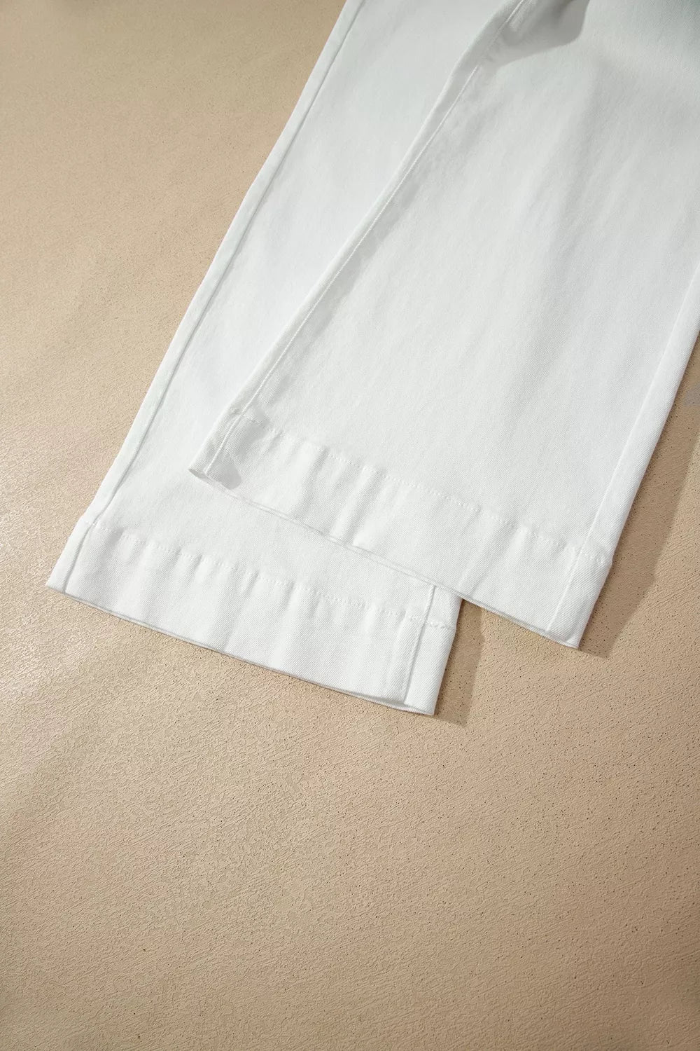 2-button High Waist Wide Leg Jeans, editorial view