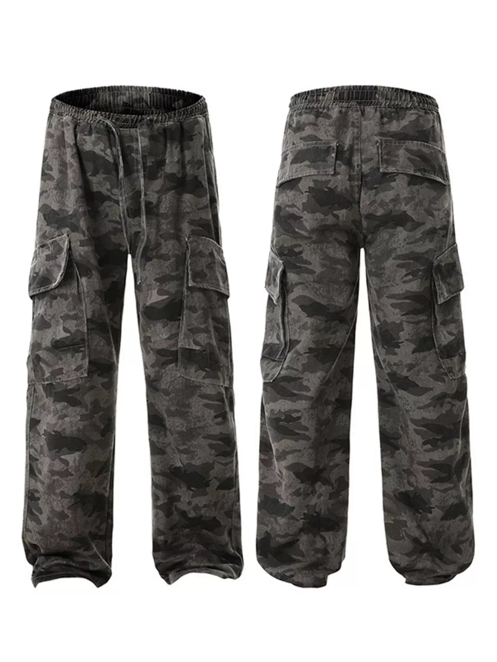Urban camouflage cargo sweatpants in cotton with drawstring waist and multiple pockets.