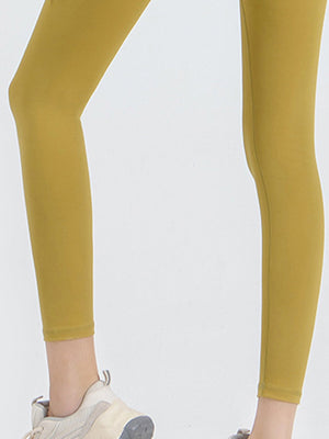 FlexFit 7/8 leggings in Banana Yellow with a wide waistband.