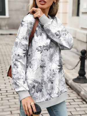 sweatshirt in dark gray with slit and hip-length