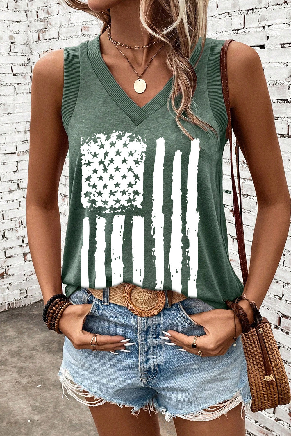 Distressed flag graphic v-neck tank top in black forest