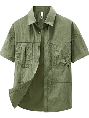 Bean green casual button-up shirt with short sleeves and two chest pockets.