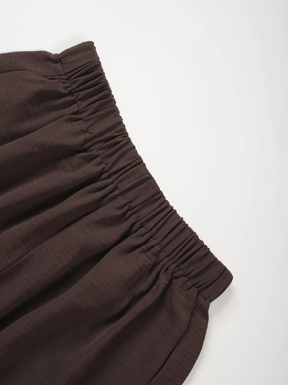 Chocolate wide-leg pants with elastic waistband detail