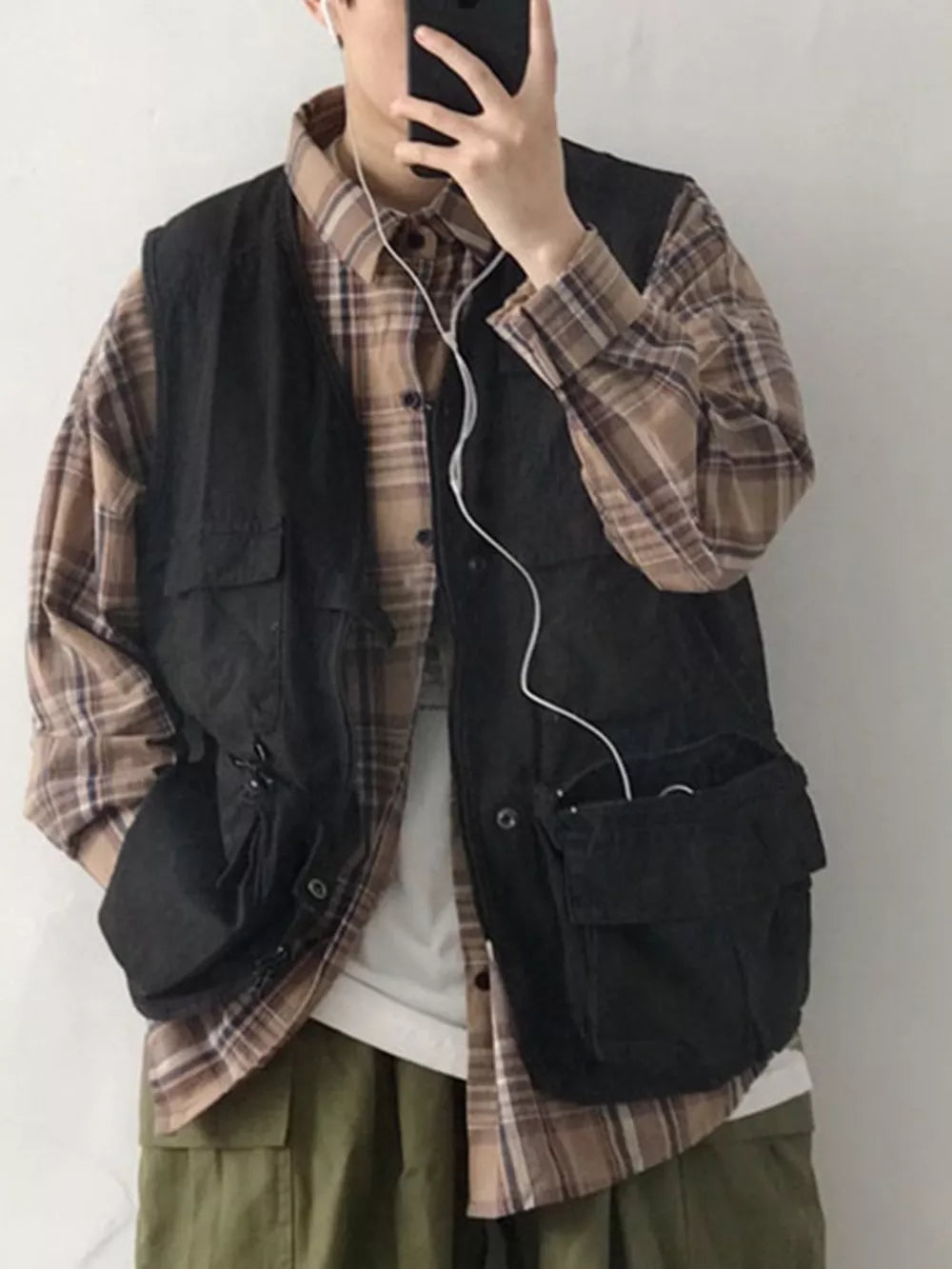 Men's Multi-pocket Cargo Vest in Army Green, front view