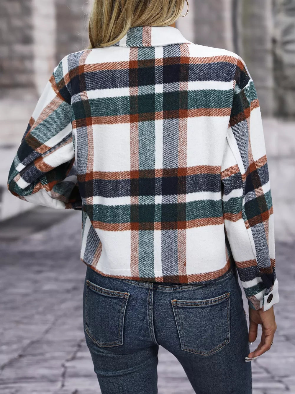 Plaid pocketed jacket with classic collar in Black Forest, button-down, cropped