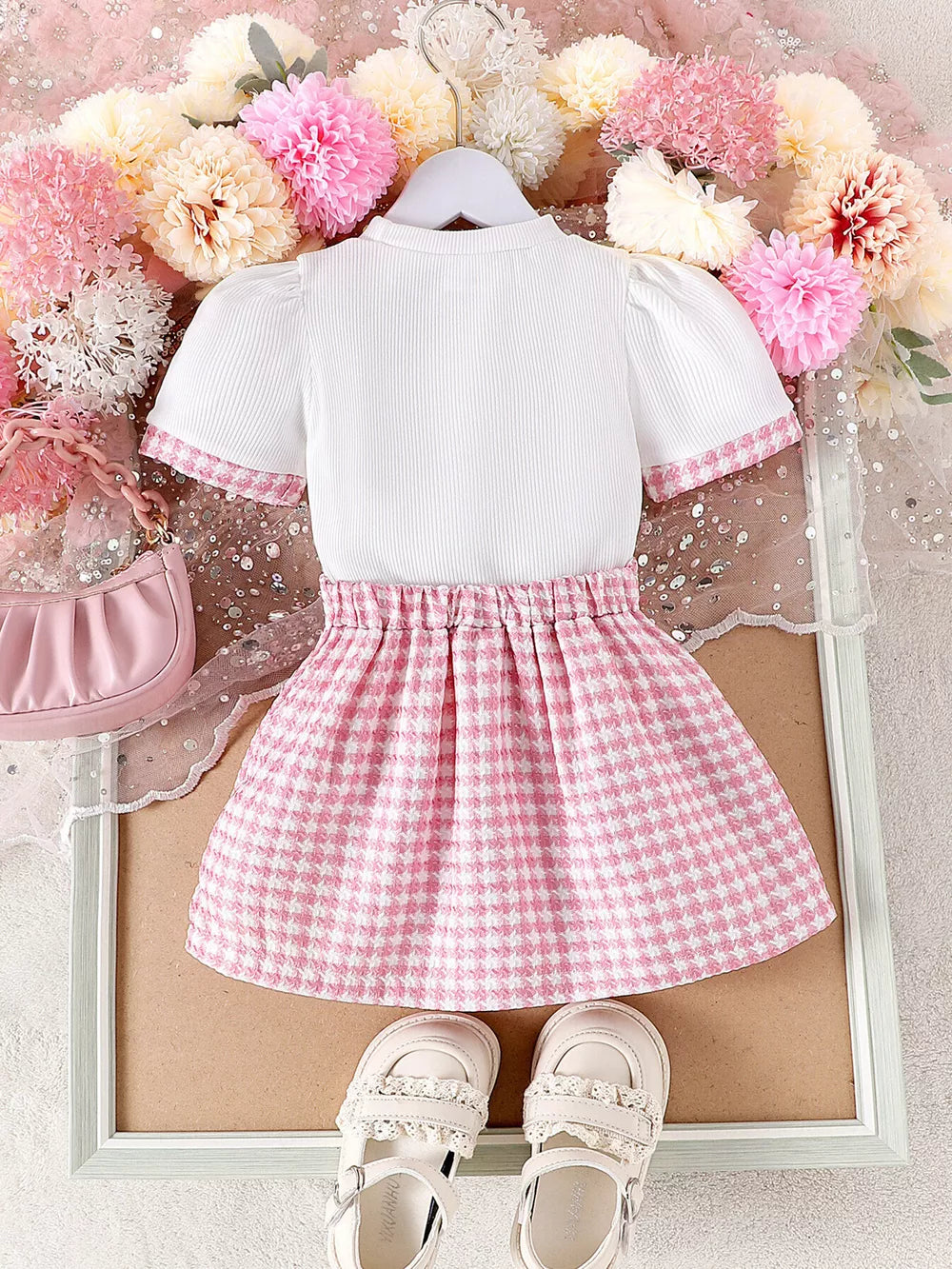 Children's Heart Short Sleeve Top And Skirt Set in Pink, fabric detail