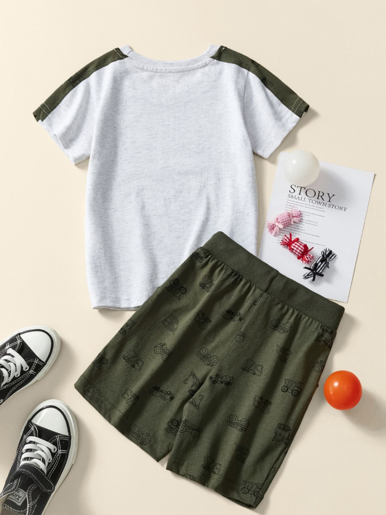 Boys' cotton underwear set with grey t-shirt and olive green shorts featuring construction vehicle print.
