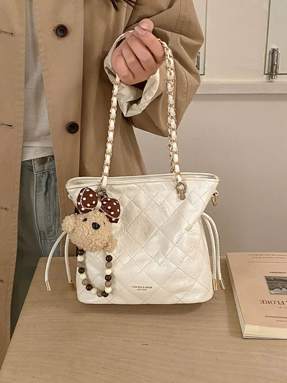 Pu Leather Crossbody Bag in White, fabric detail
