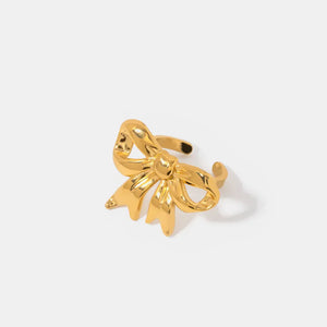 Gold 18K gold-plated ring with a sculpted bow design
