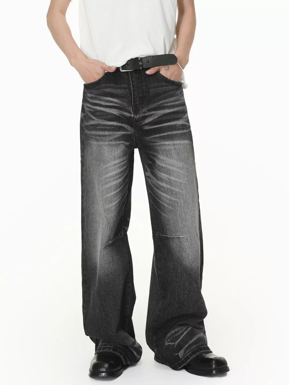 Men S Wide Leg Washed Jeans in Charcoal Gray, front view
