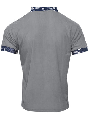 Men's grey ribbed t-shirt with paisley collar and cuffs