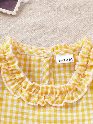 Light yellow gingham baby set with ruffled collar and size tag