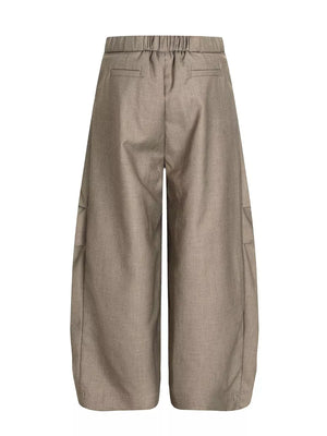 Men's Wide Leg Pleated Pants, close-up detail