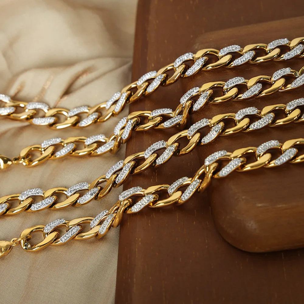 Gold curb chain necklace with zircon insets, 18K gold-plated, adjustable