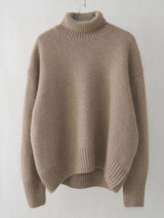 Relaxed fit cashmere turtleneck sweater in khaki with ribbed cuffs and hem