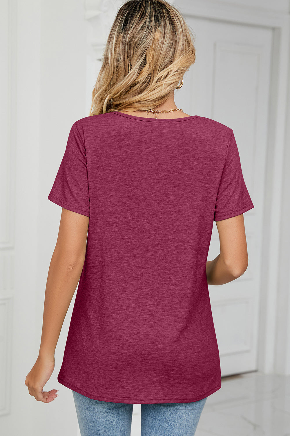 Ruched V-neck jersey tee in dark pink with short sleeves and a relaxed fit.