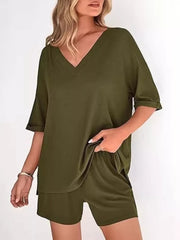 Solid Color V-neck And Shorts Set in Army Green, fit detail