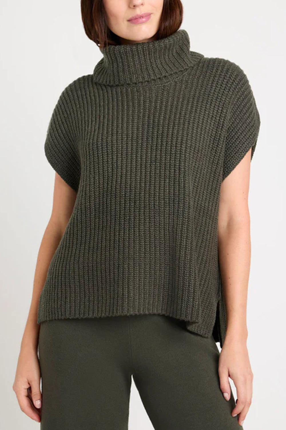 Sleeveless ribbed turtleneck sweater in army green with side slits.