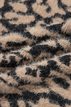 Leopard Print Knit Sleeveless Sweater Vest, fit detail