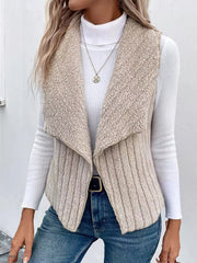 Textured teddy collarless vest in Dust Storm with ribbed detail and shawl collar.