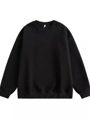Black oversized crew-neck sweatshirt with ribbed cuffs and hem.