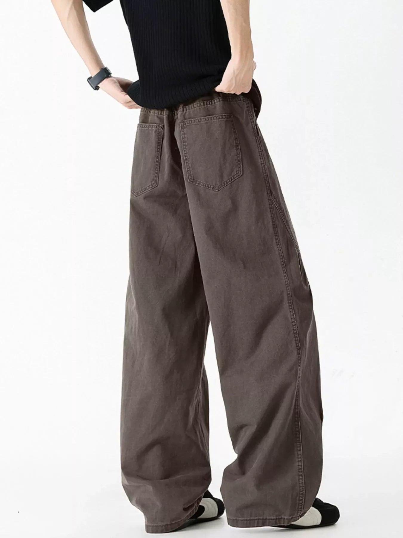 Men's oversized wide-leg jeans in coffee color, 100% cotton, casual fit.
