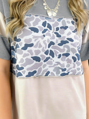 Camo print relaxed fit t-shirt with exposed seam detail and crew neckline.