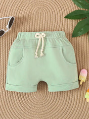 Children's Palm Tree Print T-shirt And Shorts Set in Caramel, fit detail