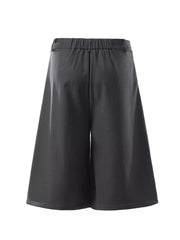 Men's Pleated Loose Fit Capris, close-up detail