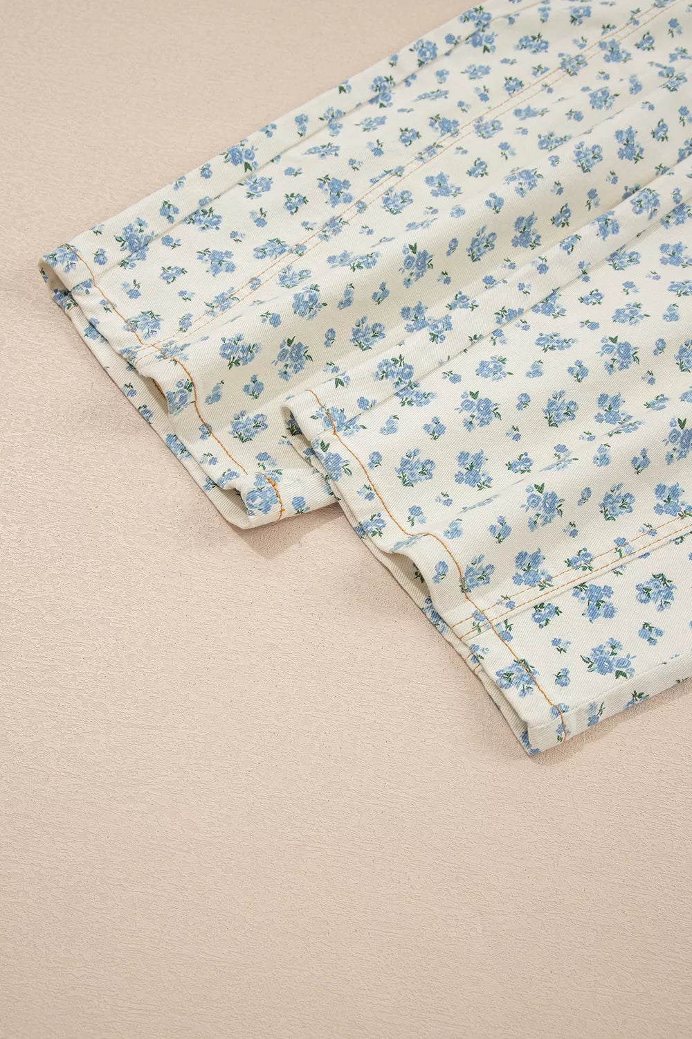 Grommet Knot Waist Floral Barrel Leg Jeans, fit detail