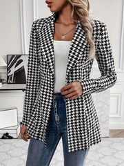 Houndstooth lapel collar blazer in plaid with long sleeves, open front, and a chic silhouette.